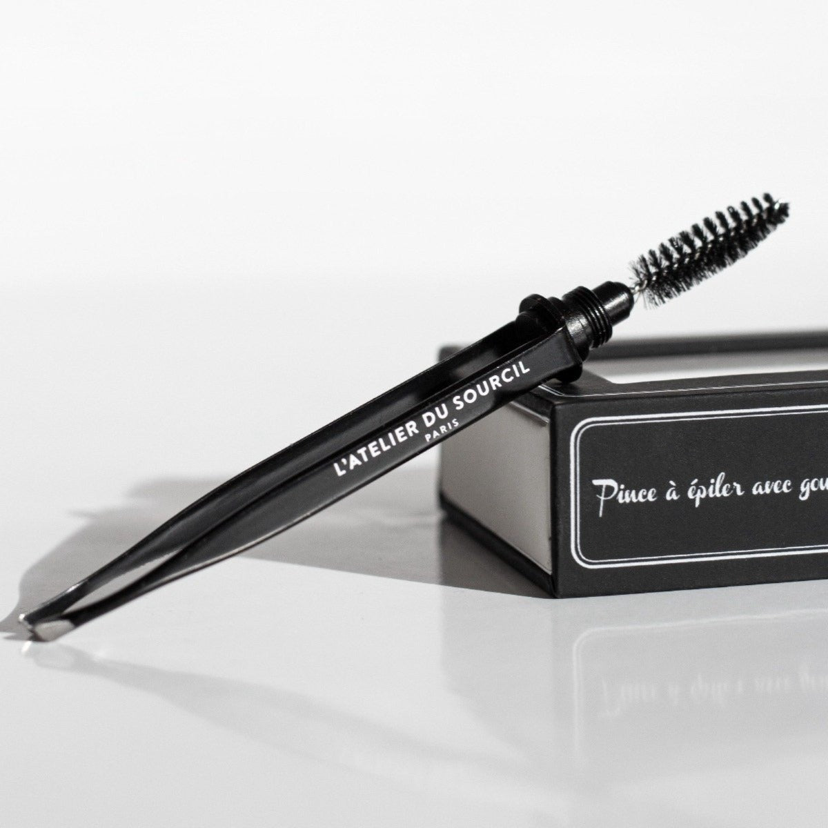 Stylbrow®+ Tweezers With Brush